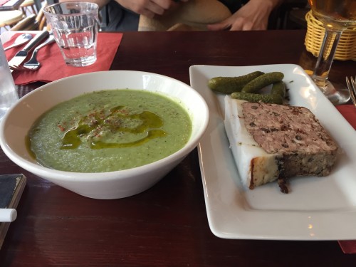 cafe de la nouvelle mairie