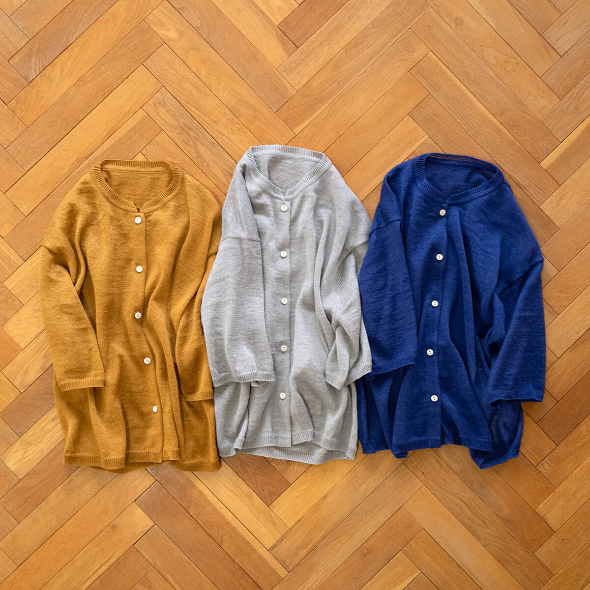 Atelier d'antanのリネンニットシリーズ