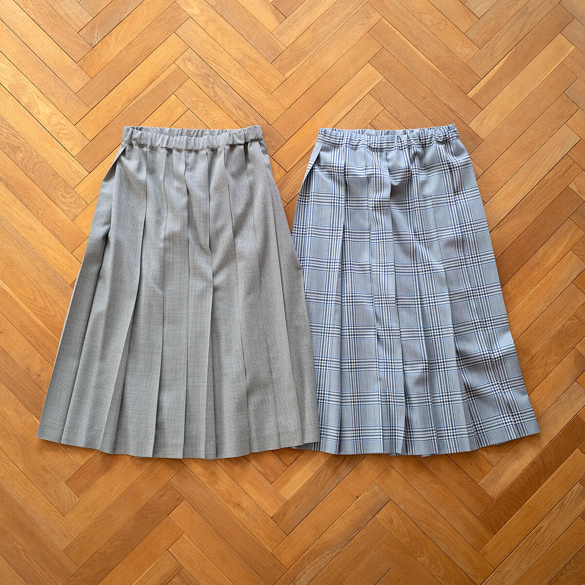 Charpentier de Vaisseau Brisa（ブリサ） Pleated Skirtが入荷しました。