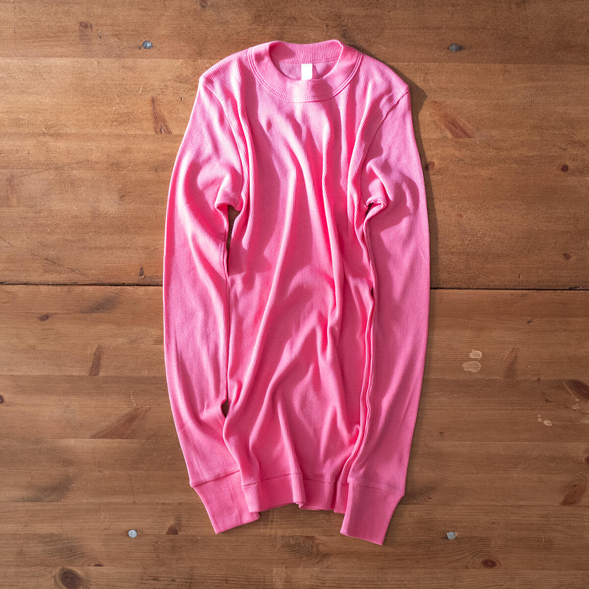 homspun 40/1丸胴テレコ クルーネックプルオーバーが入荷しました。