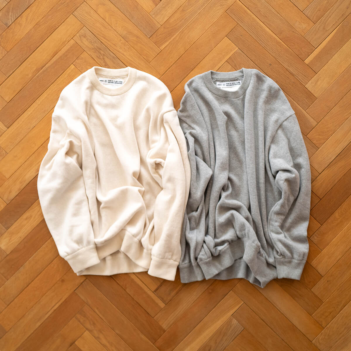 YAECA スウェットシャツが入荷しました。