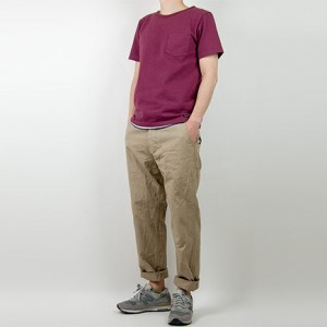 DAILY WARDROBE INDUSTRY CREW NECK POCKET T-SHIRT TUESDAY（BURGUNDY）を使った着こなしコーディネート