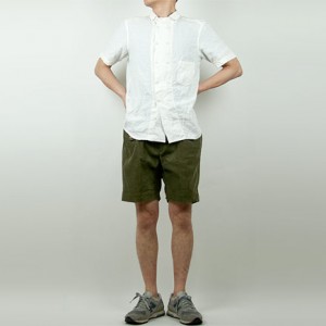 TATAMIZE CORDUROY WORK SHORTS OLIVEを使った着こなしコーディネート