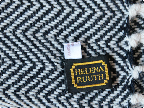 HELENA RUUTH HERRINGBONE STOLE NATURAL x NAVY HELENA RUUTH